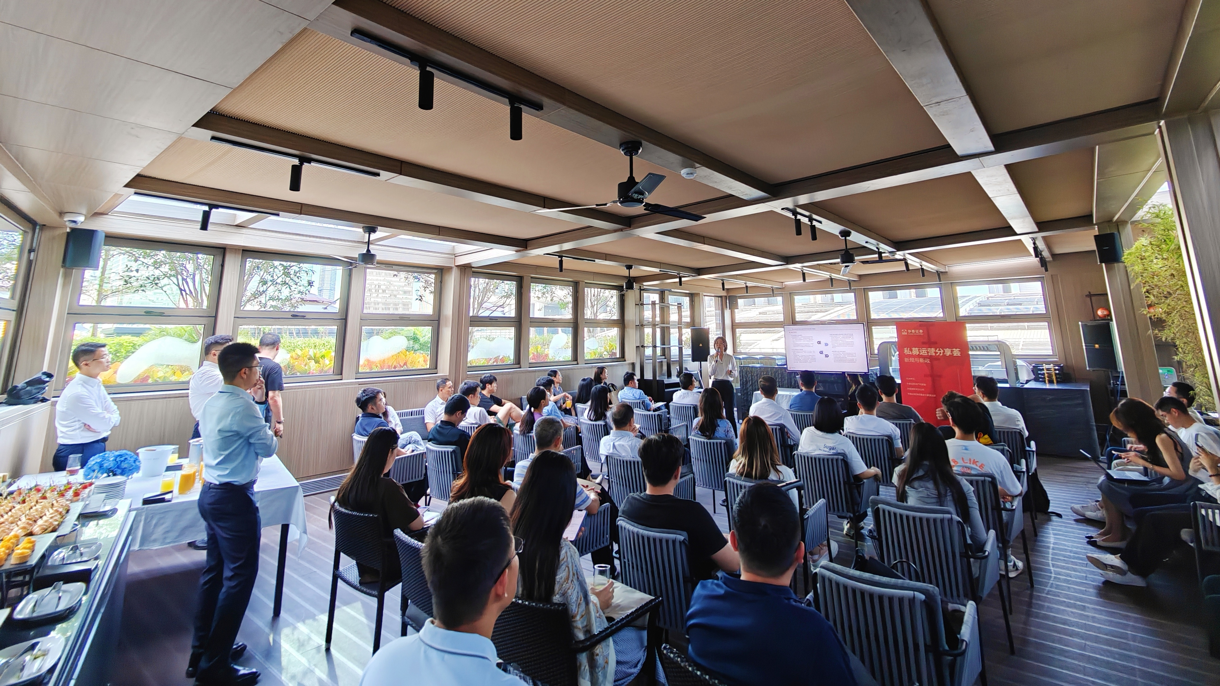 “招商持續(xù)加熱”海南自貿港-江東金融灣在深圳！