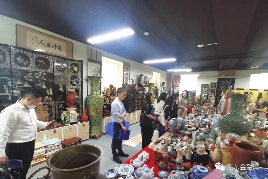 希爾頓酒店銷(xiāo)售團(tuán)隊(duì)一行到訪江東金融灣2